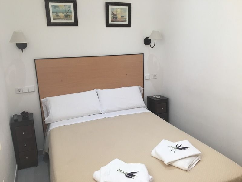 Hostal Lido Madrid Eksteriør billede